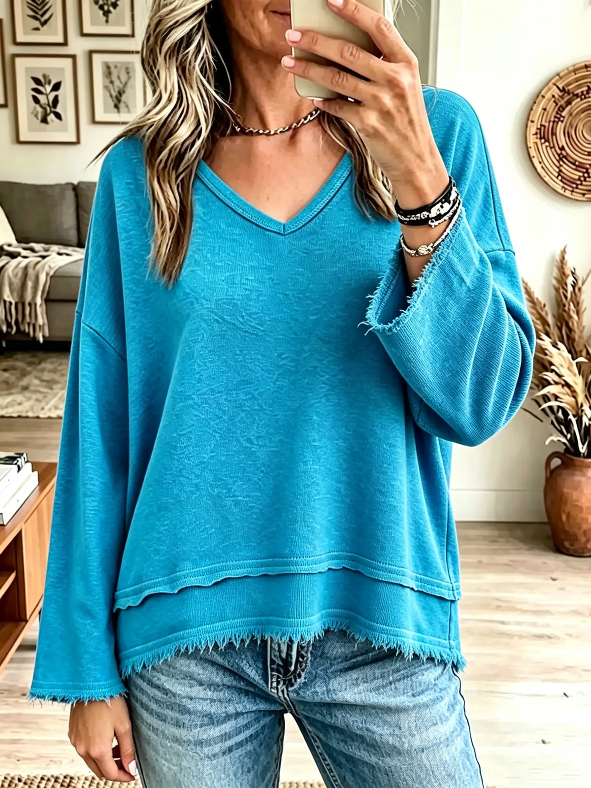 Women's Raw Hem Frayed V-Neck Pullover Sweatshirt