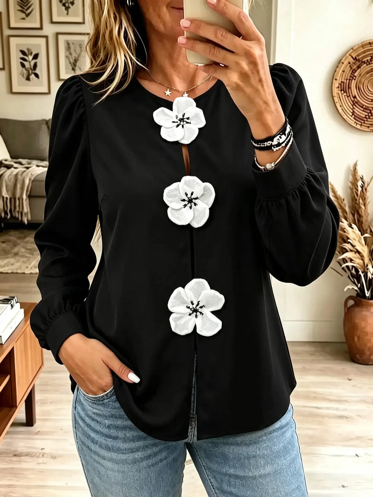 Women's 3D Floral Applique Puff Sleeve Blouse