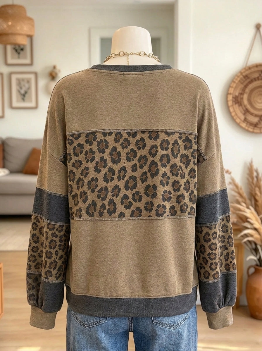 Women's Colorblock Leopard Patchwork Crewneck Sweatshirt