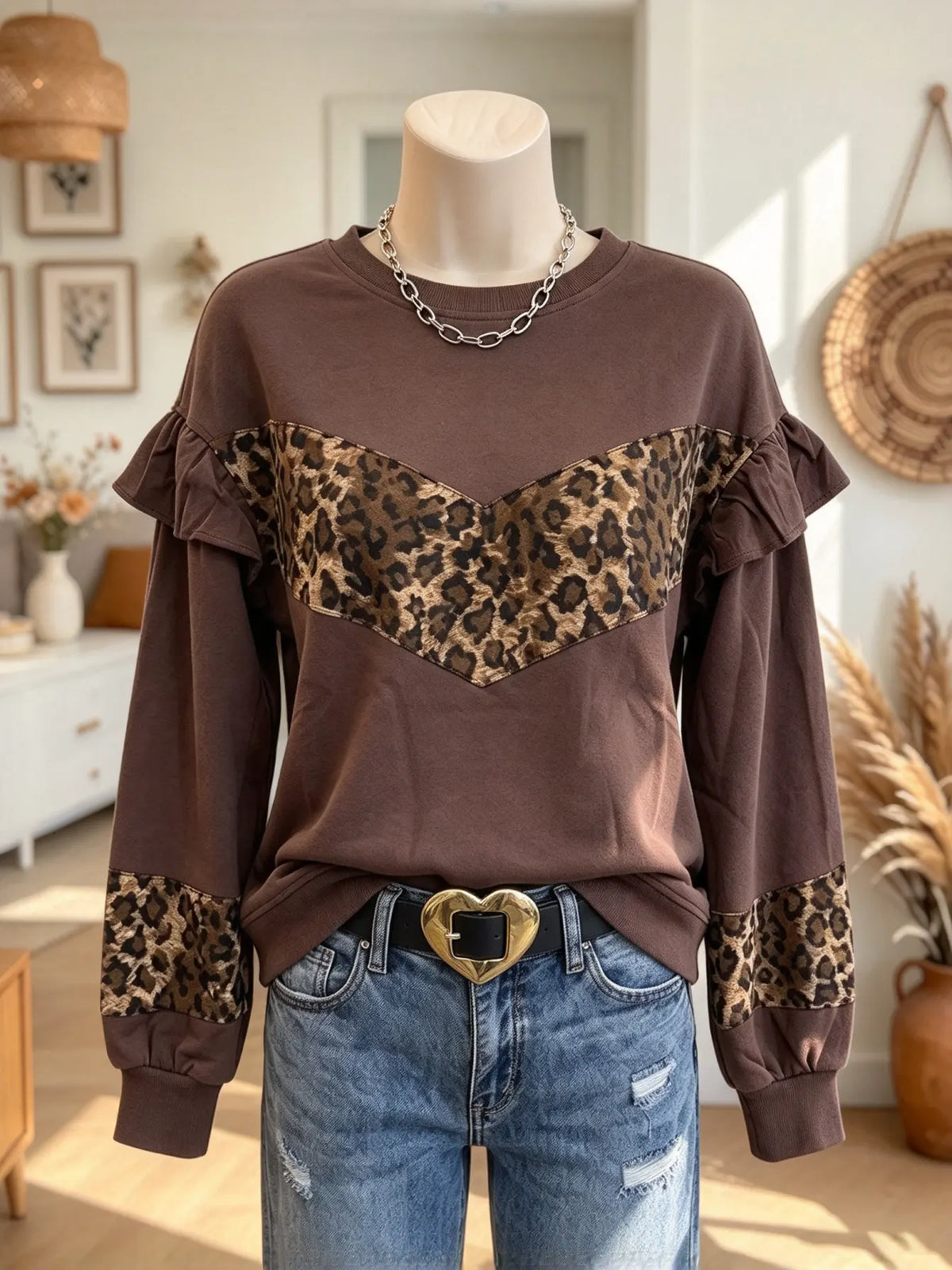 Women's Chevron Leopard Ruffled Shoulder Sweatshirt